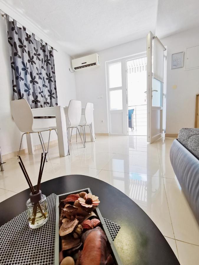 Apartment Jurcevic Трогир Екстериор снимка